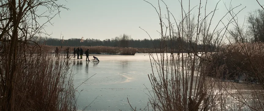 Schaatsers op het ijs, Twiske