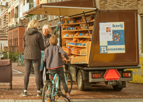 Houthavens - Rijdende bakker in de wijk